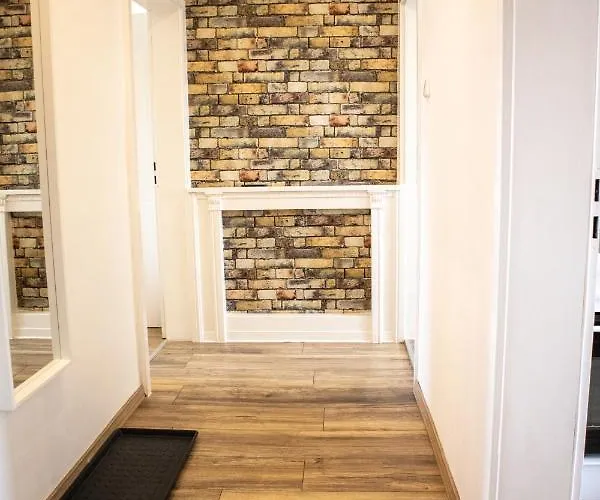 Apartament Fuer 4 Gaeste In Laatzen Messe- Und Citynah Hanower