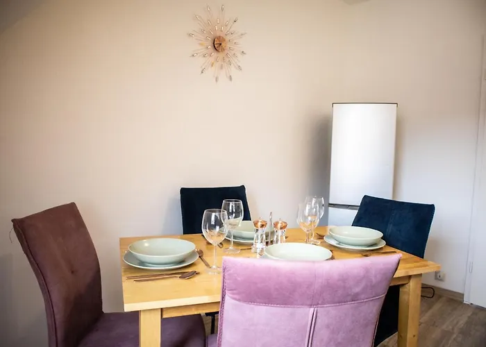 Fuer 4 Gaeste In Laatzen Messe- Und Citynah Apartament *