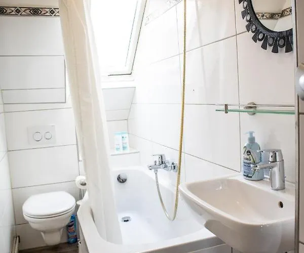 Fuer 4 Gaeste In Laatzen Messe- Und Citynah * 汉诺威